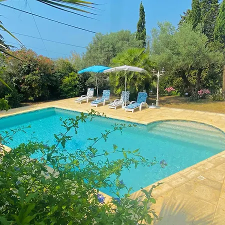 Somptueuse Piscine Vue Exceptionnelle