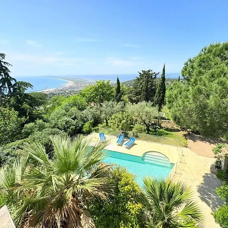 Somptueuse Piscine Vue Exceptionnelle
