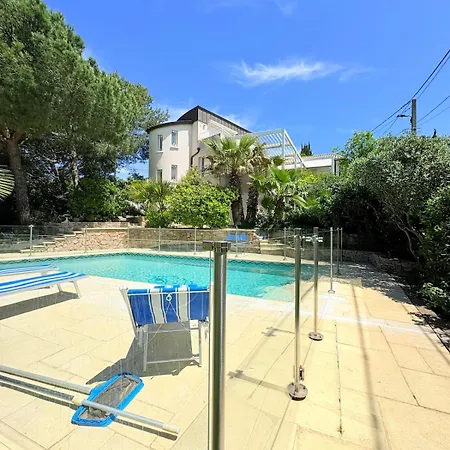 Somptueuse Piscine Vue Exceptionnelle